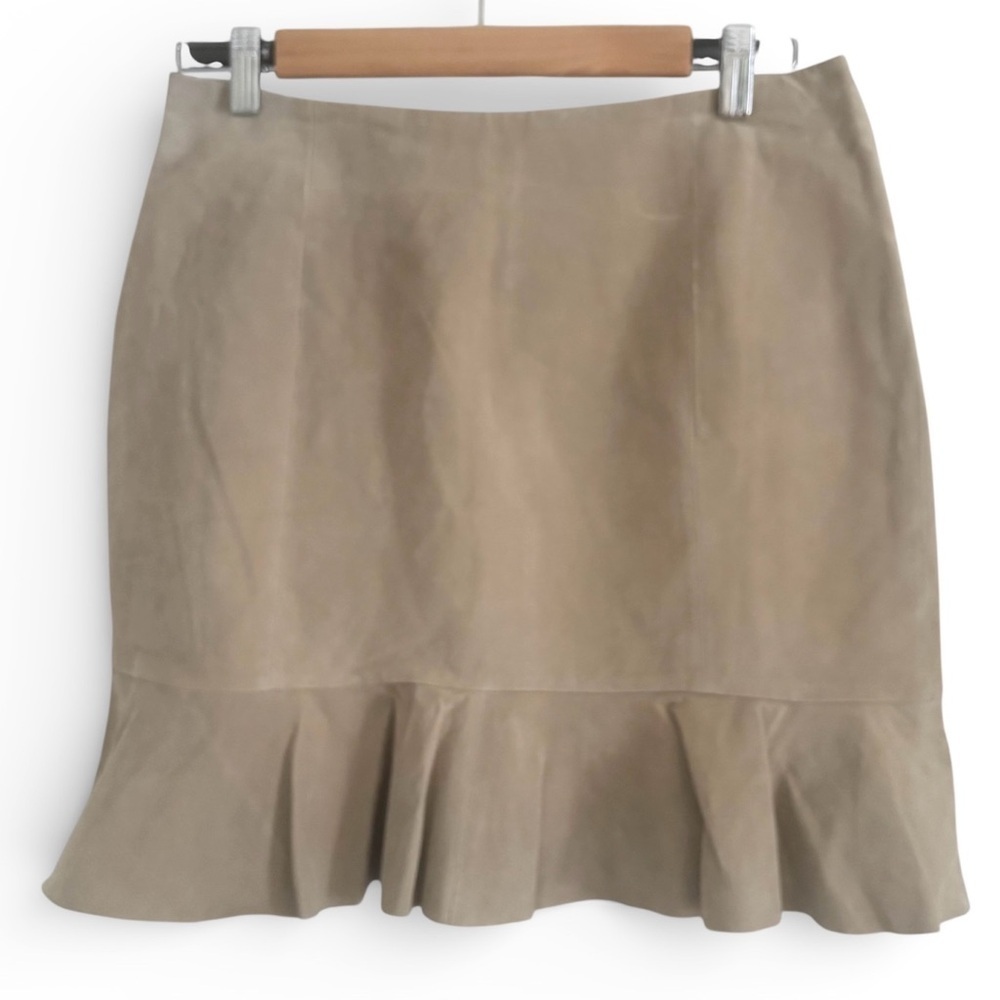 NWT Wilsons Leather Maxima Suede Mini Skirt Taupe Flounce Hem Size 6